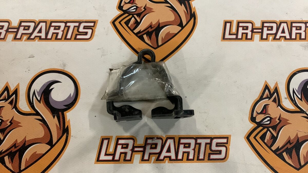 LR092140 Bracket for an additional pump RANGE ROVER VELAR (L560) Used